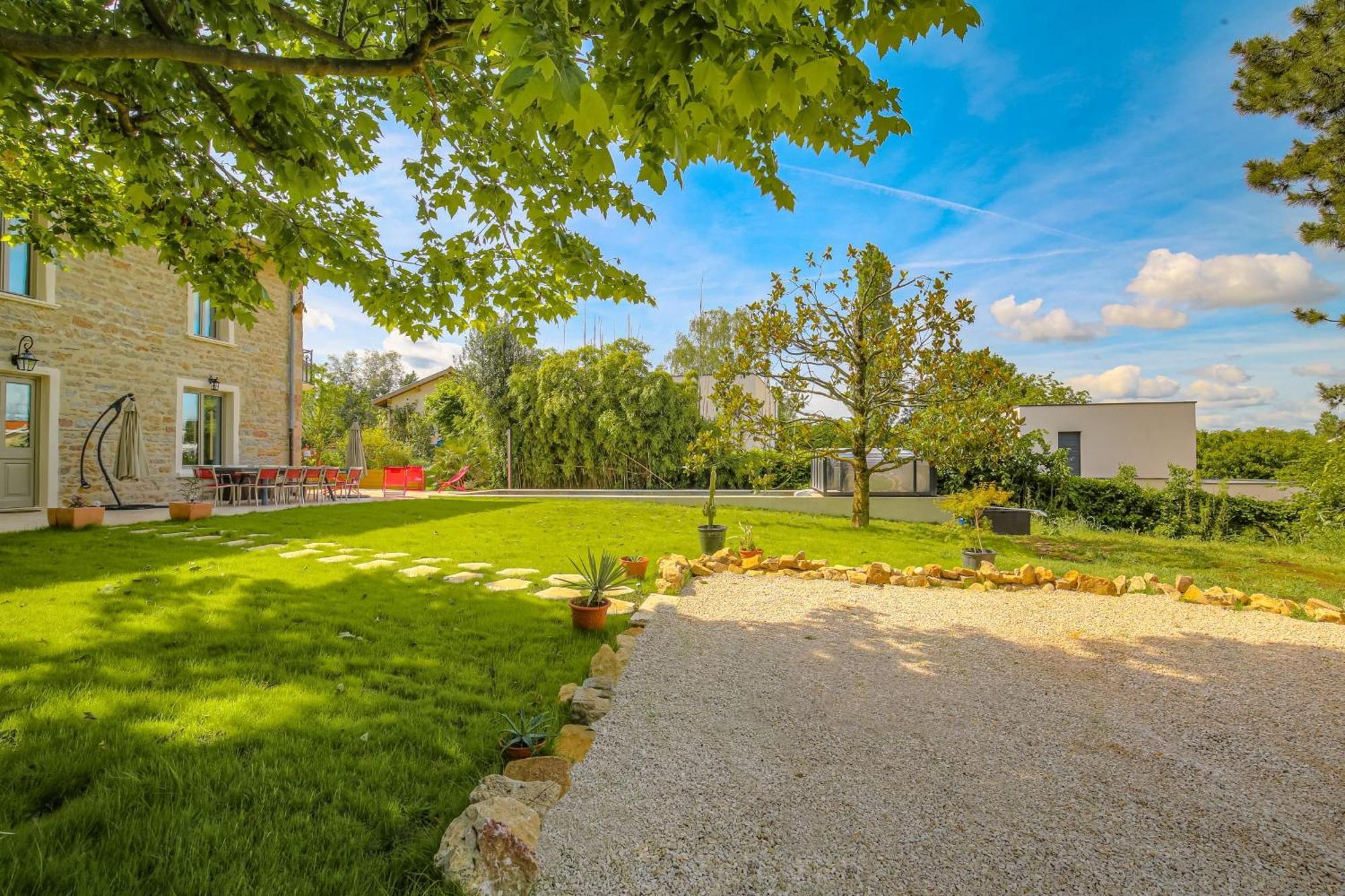 Charmante Maison Avec Piscine Proche Lyon Villa Dardilly Exterior foto